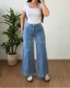 JEANS WIDE LEG CELESTE LINEA